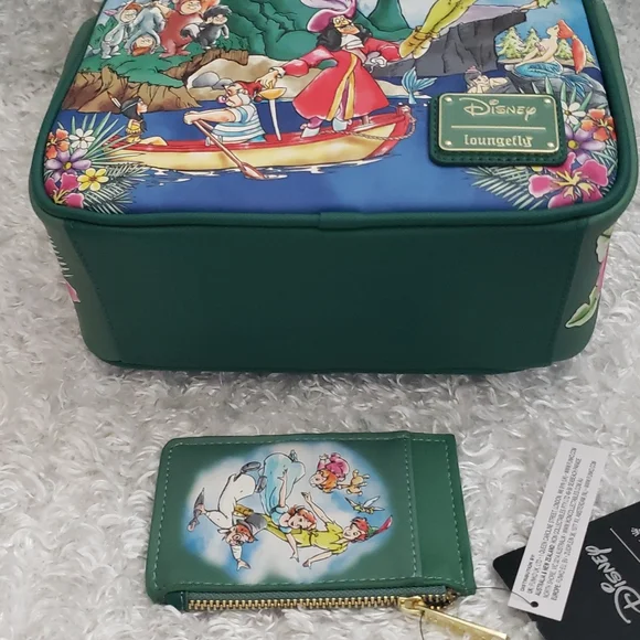 NWT Loungefly Peter Pan Captain Captain Hook mini backpack and wallet set - Picture 6 of 16